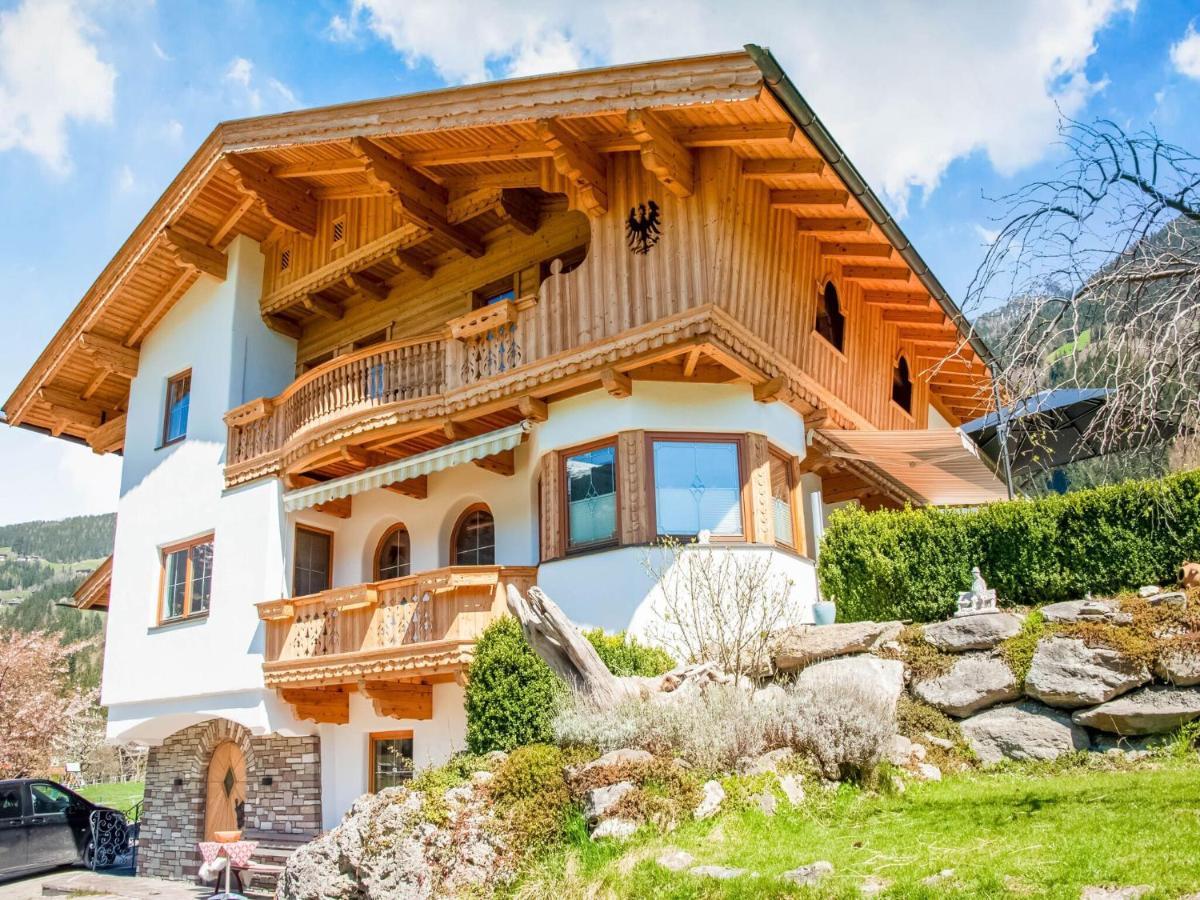 Beautiful Apartment In Ramsau With Balcony Ramsau im Zillertal Bagian luar foto