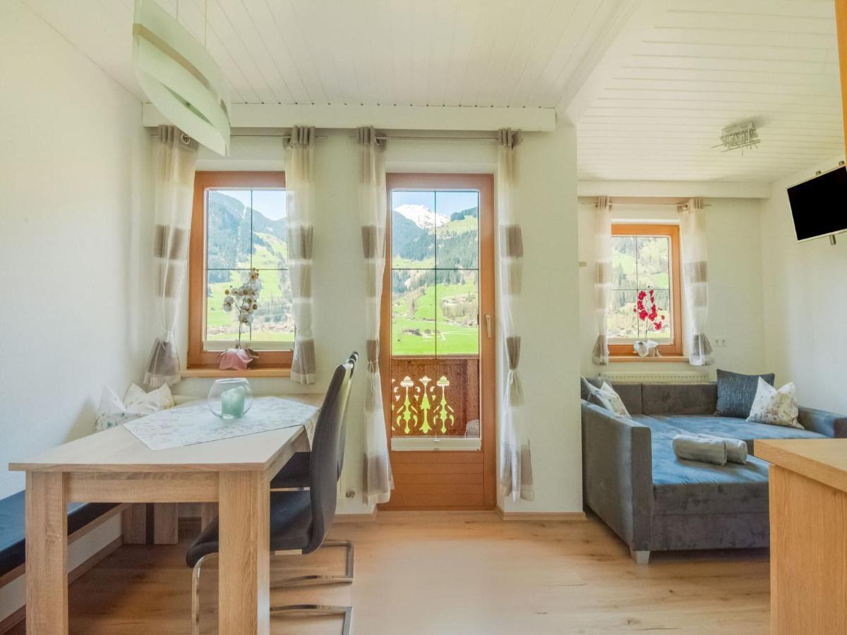 Beautiful Apartment In Ramsau With Balcony Ramsau im Zillertal Bagian luar foto