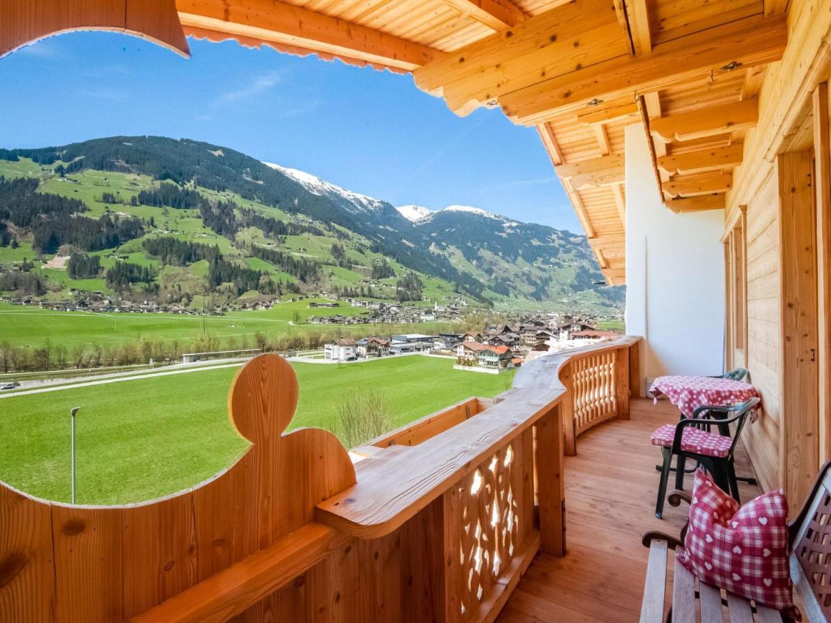 Beautiful Apartment In Ramsau With Balcony Ramsau im Zillertal Bagian luar foto